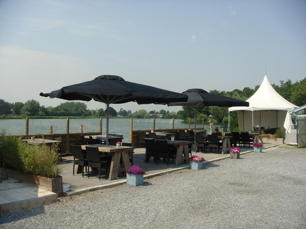 Hotel Restaurant Lakeside Uithoorn Exterior photo